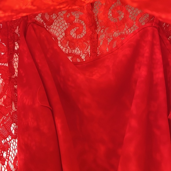 Zara - red lace top with matching camisole tank - Size L - Picture 4 of 6